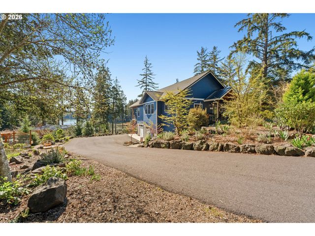 83489 JENSEN Ln, Florence, OR 97439