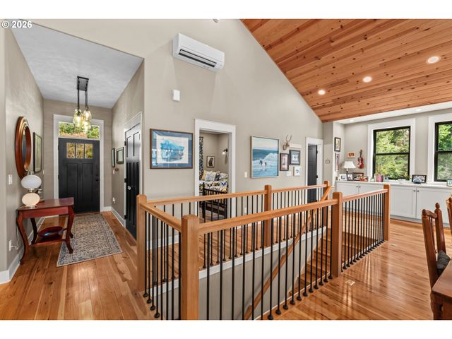 83489 JENSEN Ln, Florence, OR 97439