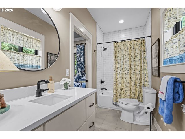 83489 JENSEN Ln, Florence, OR 97439