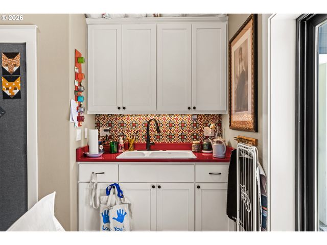 83489 JENSEN Ln, Florence, OR 97439