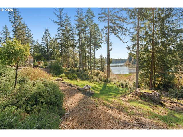 83489 JENSEN Ln, Florence, OR 97439
