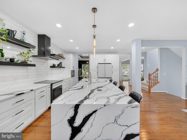 6700 ELDERMILL LN, Gainesville, VA 20155