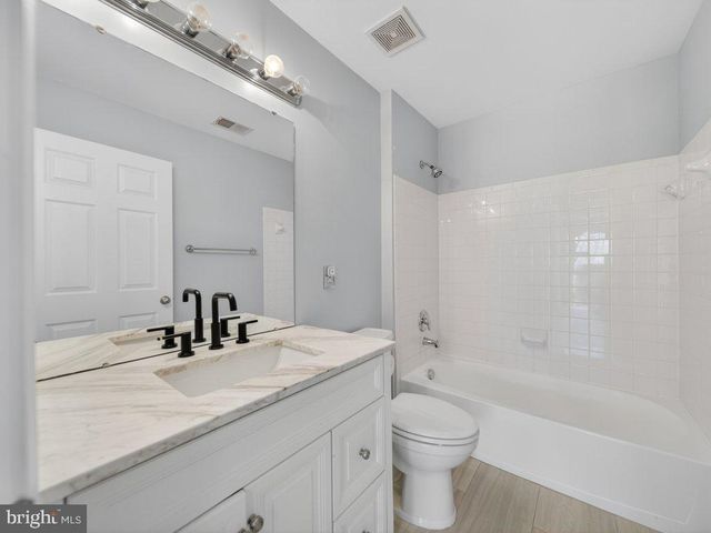 6700 ELDERMILL LN, Gainesville, VA 20155