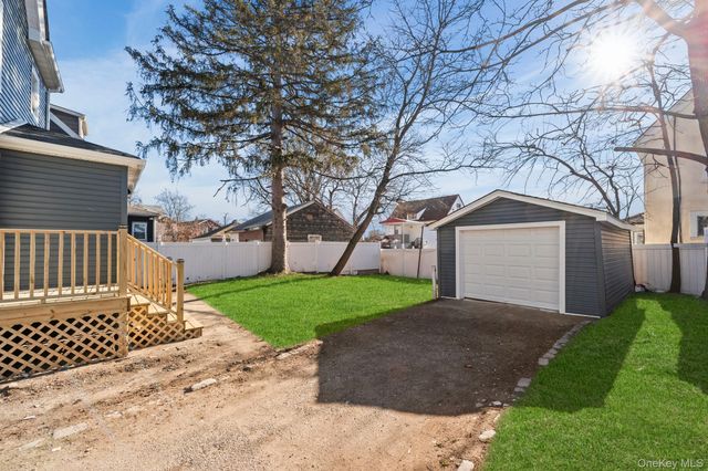 190-10 114th Drive, Saint Albans, NY 11412