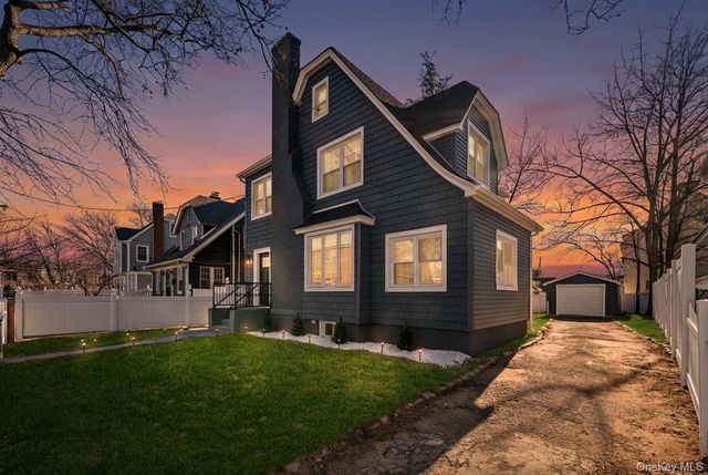 190-10 114th Drive, Saint Albans, NY 11412