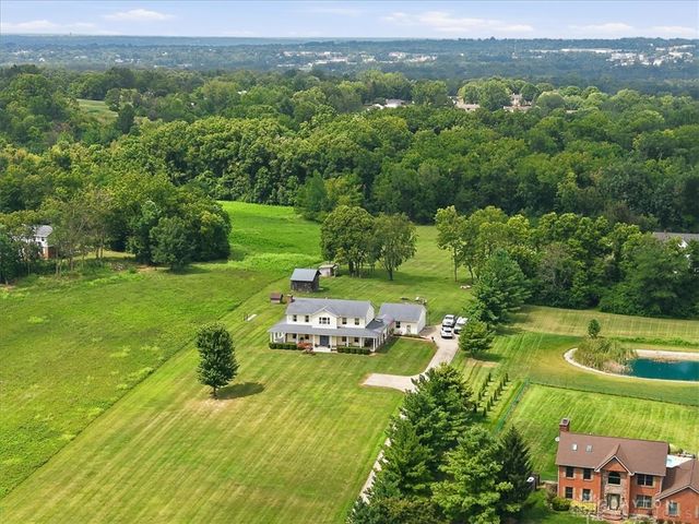 3620 McLean Road, Franklin, OH 45005