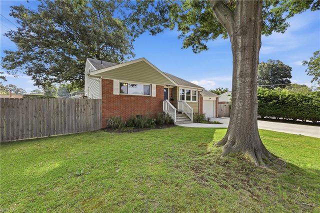328 Bernice PL, Virginia Beach, VA 23452