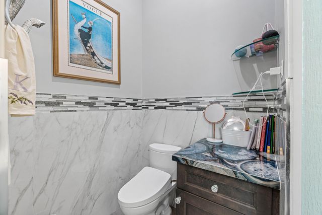 7060 VIVALDI Lane, Delray Beach, FL 33446
