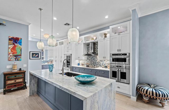 7060 VIVALDI Lane, Delray Beach, FL 33446
