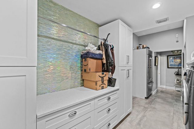 7060 VIVALDI Lane, Delray Beach, FL 33446