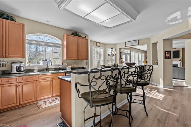 13468 Whippingham PW, Carrollton, VA 23314