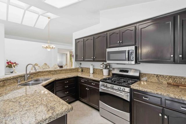 15497 Mallory Court, Moorpark, CA 93021