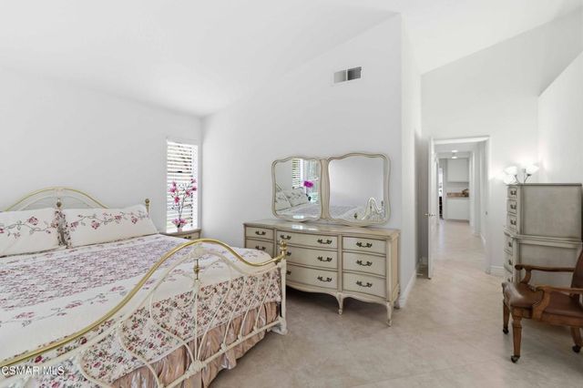 15497 Mallory Court, Moorpark, CA 93021