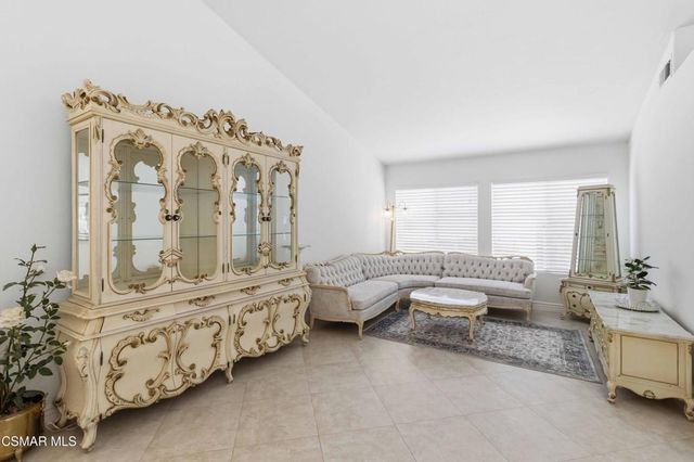 15497 Mallory Court, Moorpark, CA 93021