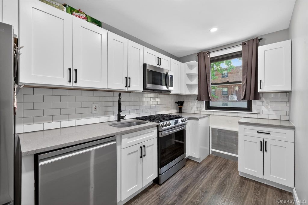56-21 Douglastion Parkway Upper, Douglaston, NY 11362