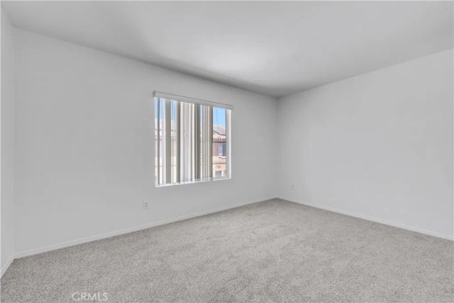 906 Sparrow, Perris, CA 92571