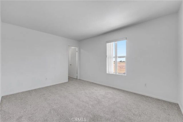 906 Sparrow, Perris, CA 92571