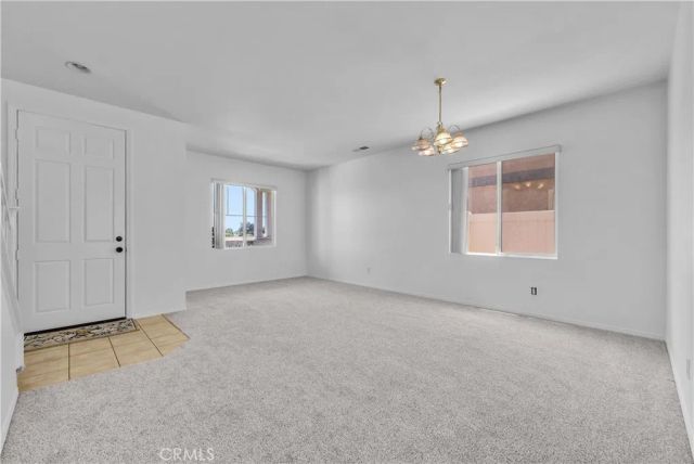 906 Sparrow, Perris, CA 92571