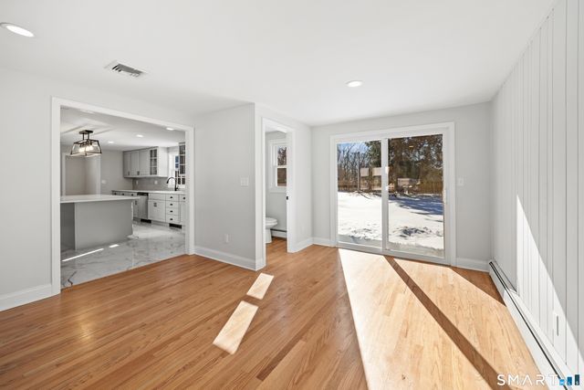 70 Scrub Oak Road, North Haven, CT 06473