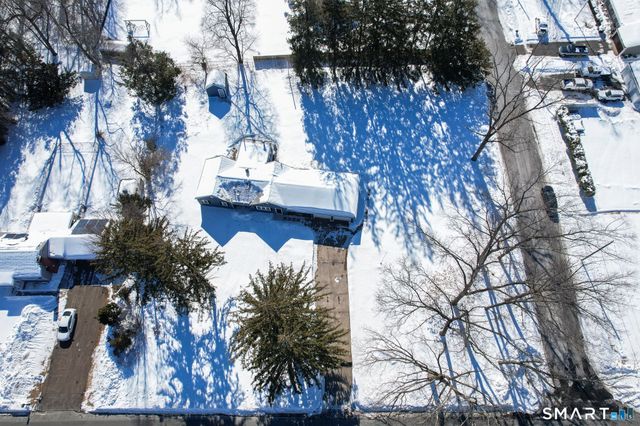 70 Scrub Oak Road, North Haven, CT 06473