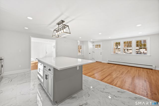 70 Scrub Oak Road, North Haven, CT 06473