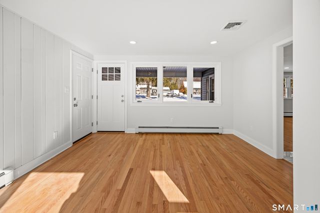 70 Scrub Oak Road, North Haven, CT 06473