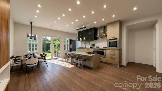 753 Chatsworth Circle, Lenoir, NC 28645