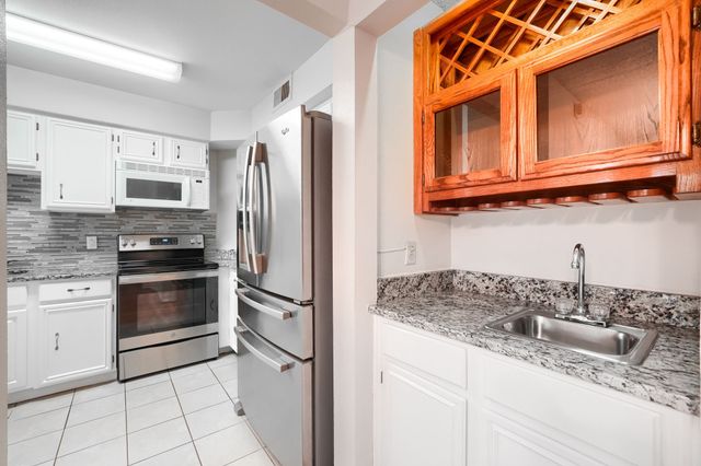 406 Santa Fe Trail 45, Irving, TX 75063