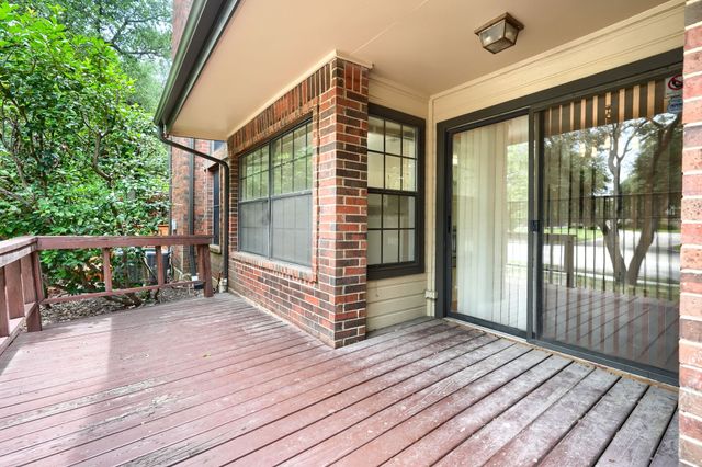 406 Santa Fe Trail 45, Irving, TX 75063
