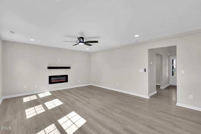 25 Briarwood Place, Sanford, NC 27332