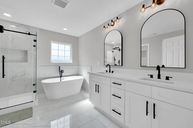 25 Briarwood Place, Sanford, NC 27332