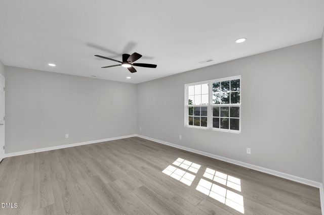 25 Briarwood Place, Sanford, NC 27332