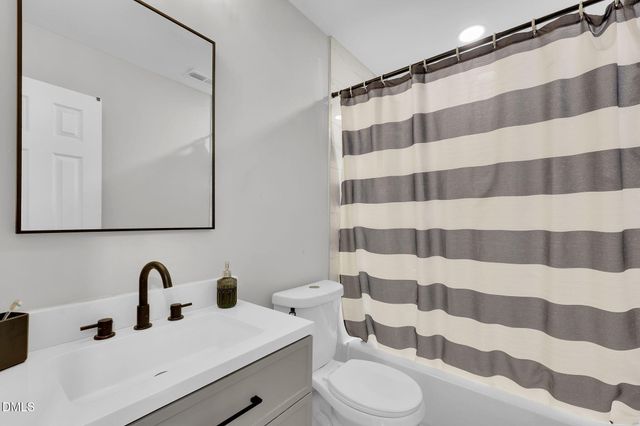 25 Briarwood Place, Sanford, NC 27332