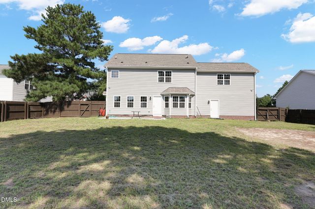 25 Briarwood Place, Sanford, NC 27332