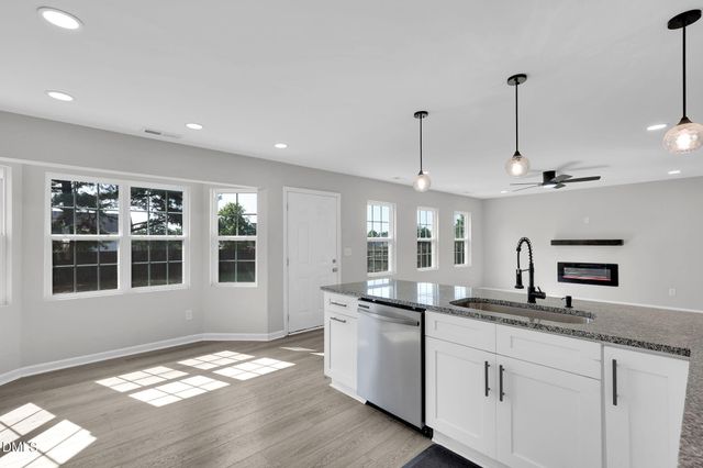25 Briarwood Place, Sanford, NC 27332