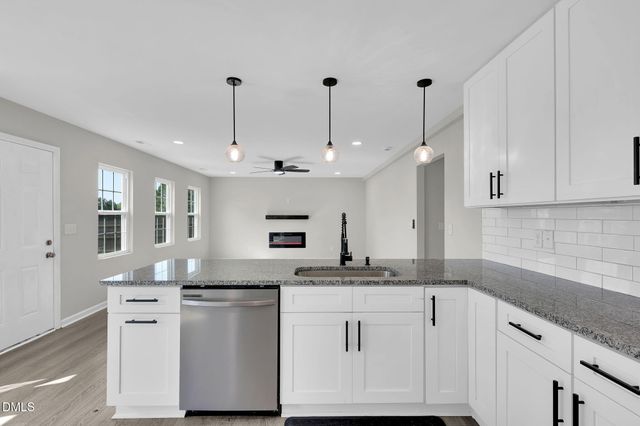 25 Briarwood Place, Sanford, NC 27332