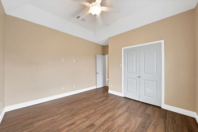 151 Crump Circle, Red Oak, TX 75154