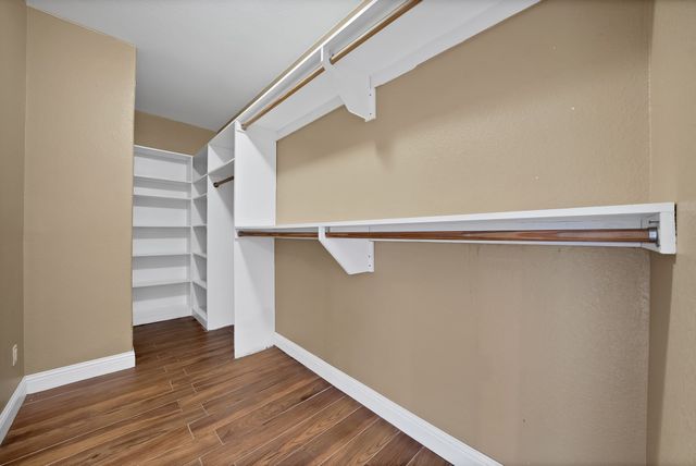 151 Crump Circle, Red Oak, TX 75154