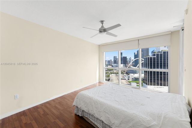 1750 N Bayshore Drive 2414, Miami, FL 33132