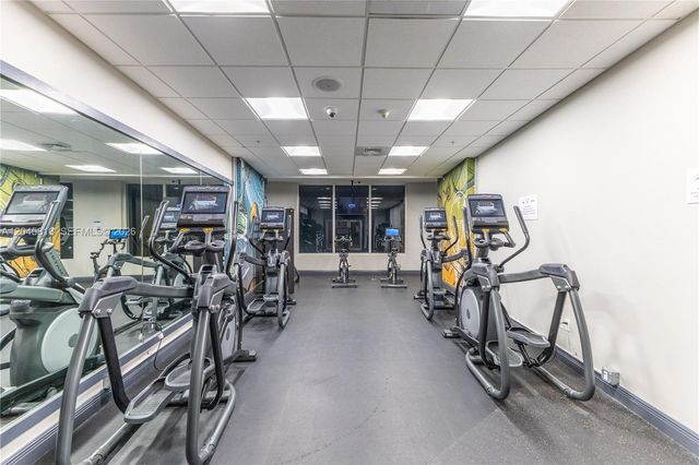 1750 N Bayshore Drive 2414, Miami, FL 33132