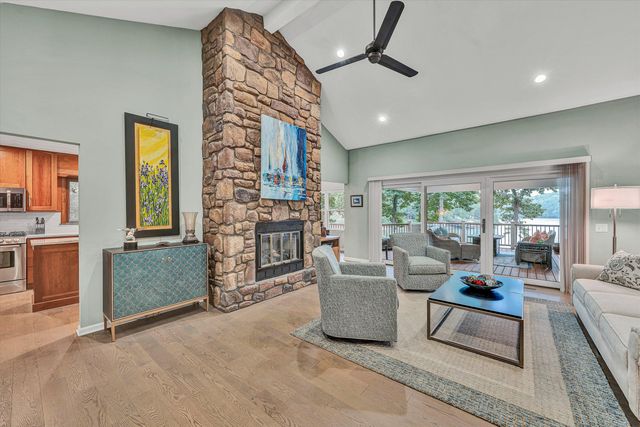 85 Beech DR, Union Hall, VA 24176