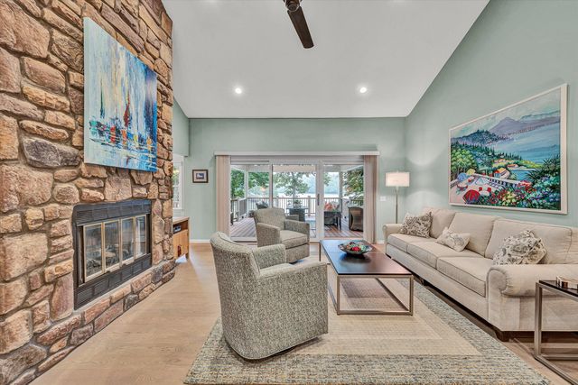 85 Beech DR, Union Hall, VA 24176