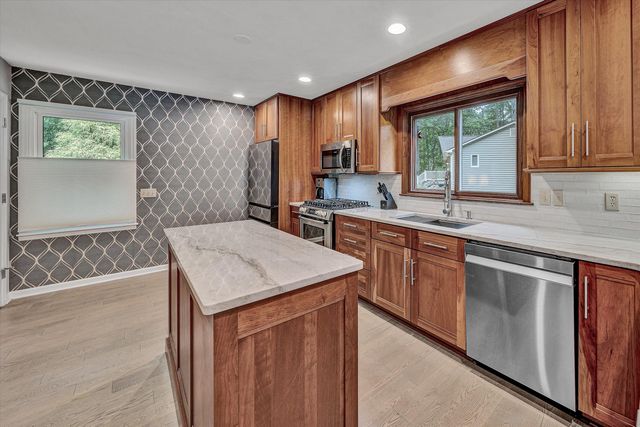 85 Beech DR, Union Hall, VA 24176