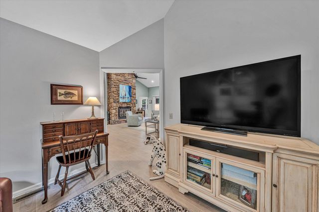 85 Beech DR, Union Hall, VA 24176