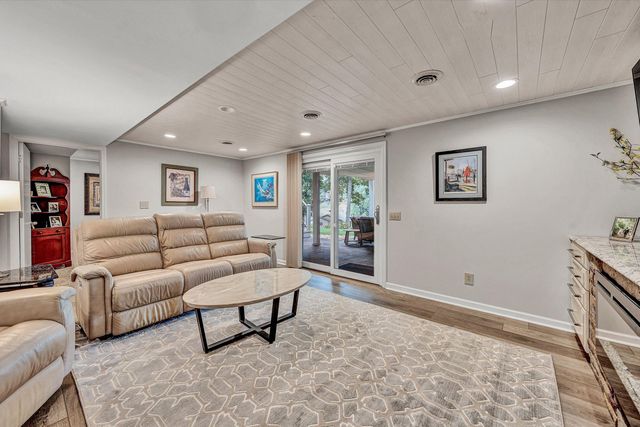 85 Beech DR, Union Hall, VA 24176