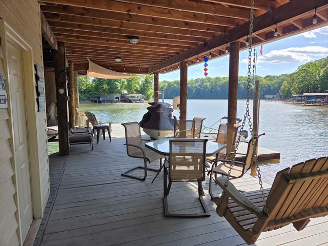 85 Beech DR, Union Hall, VA 24176