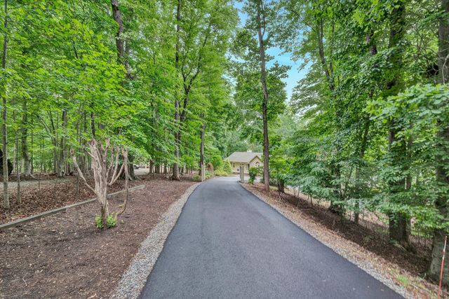 85 Beech DR, Union Hall, VA 24176