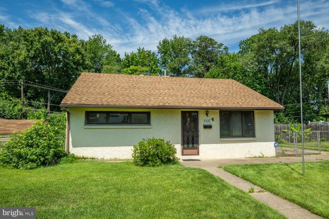 3521 ROCKVIEW DR, Bristol, PA 19007