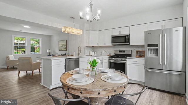 3319 LEIGHTON AVE, Baltimore, MD 21215