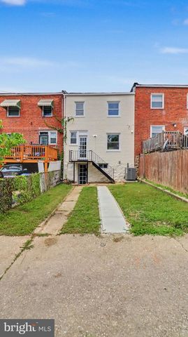 3319 LEIGHTON AVE, Baltimore, MD 21215